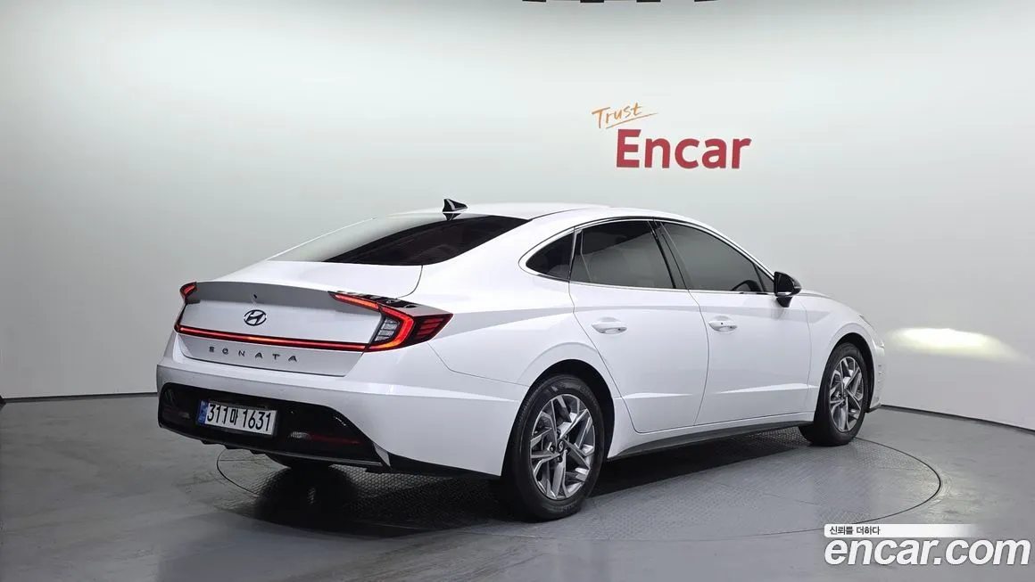 Hyundai Sonata 2022 из KR, фото 2
