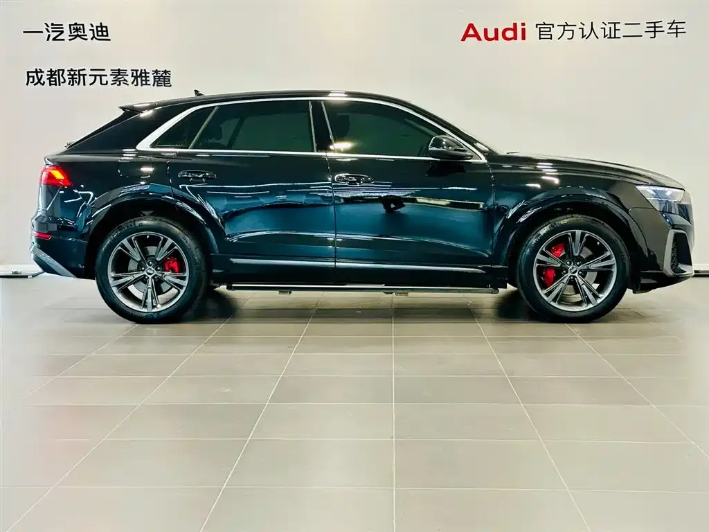 Audi Q8 2025 из CN, фото 3