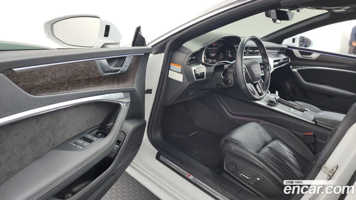Audi A7 — фото 10