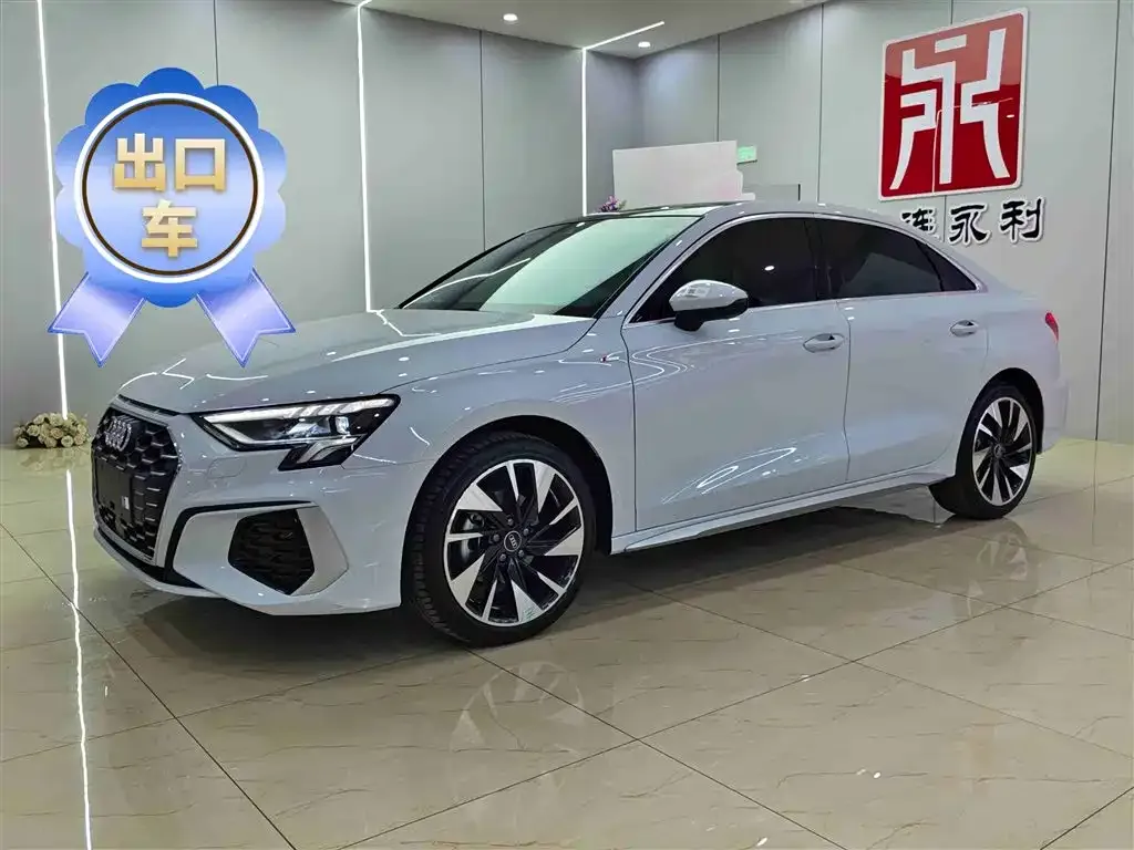 Audi A3 2023 из CN, фото 1