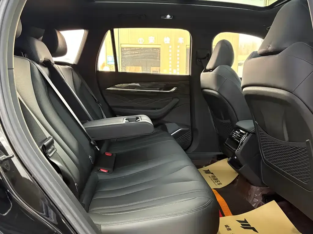 Geely Xingyue L 2024 из CN, фото 10