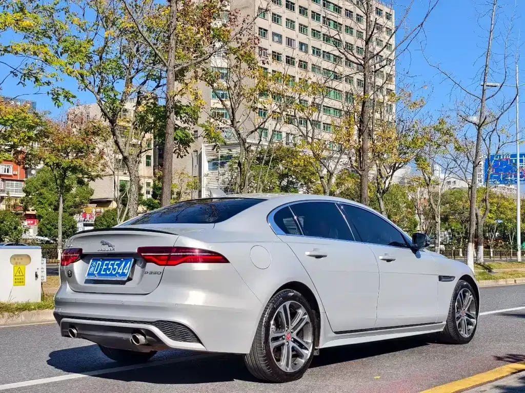 Jaguar XEL 2025 из CN, фото 7