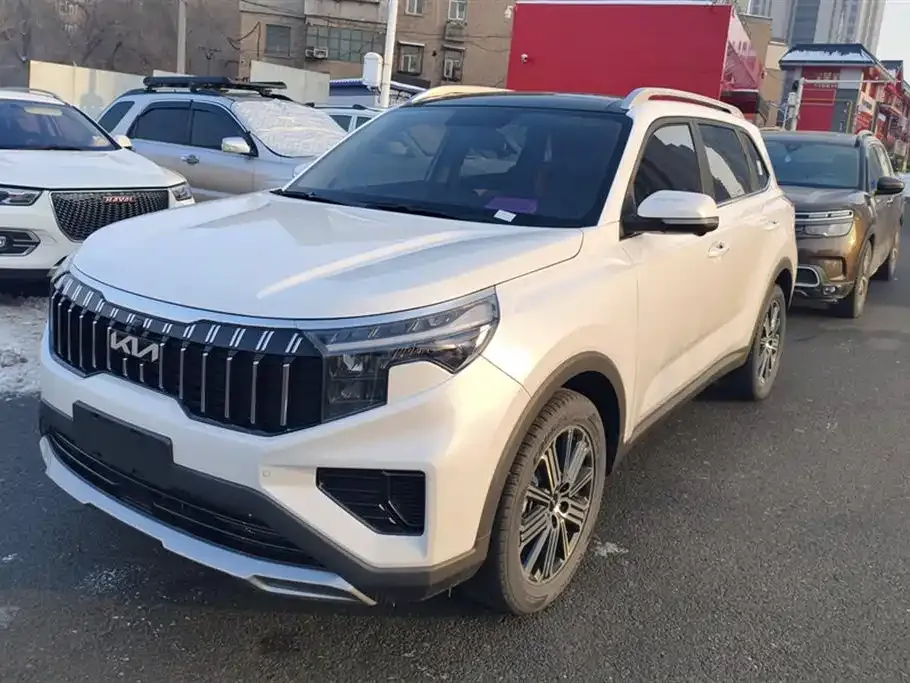 Kia Sportage — фото 1