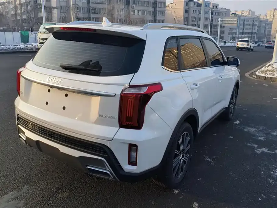 Kia Sportage — фото 10