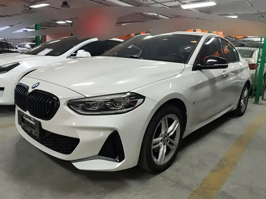 BMW 1 Series — фото 1