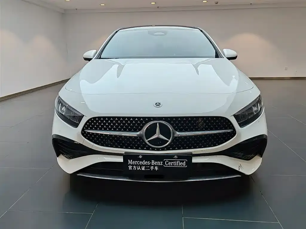 Mercedes-Benz A-Class 2024 из CN, фото 4