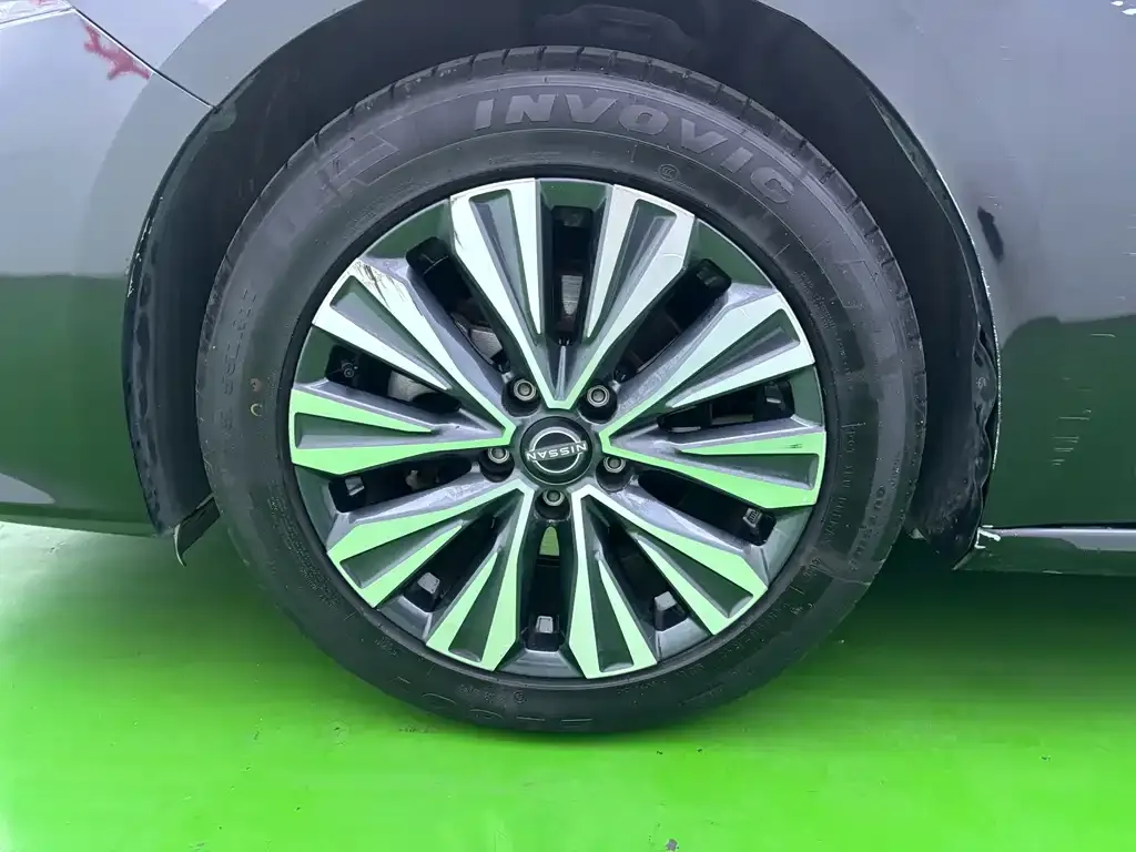 Nissan Teana — фото 10