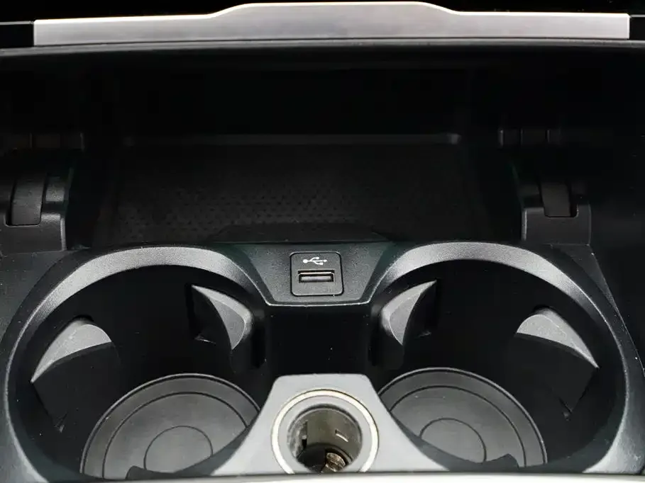 BMW i3 2022 из CN, фото 2