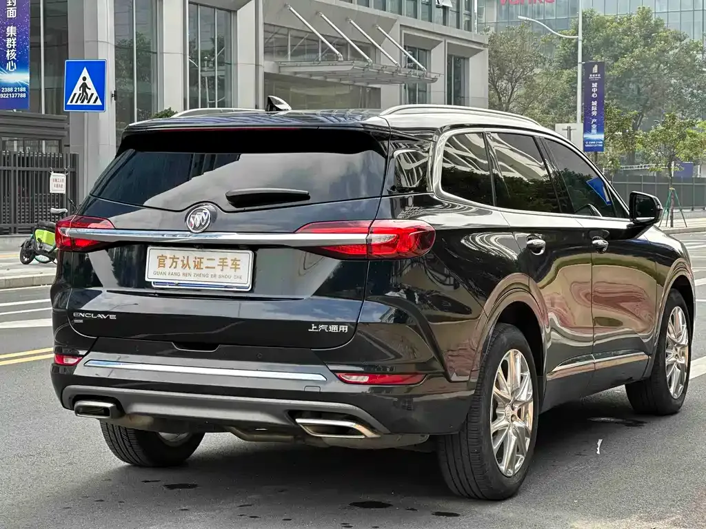 Buick Enclave — фото 4