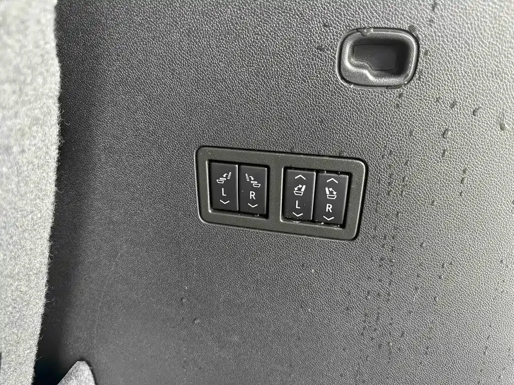 Buick Enclave — фото 10