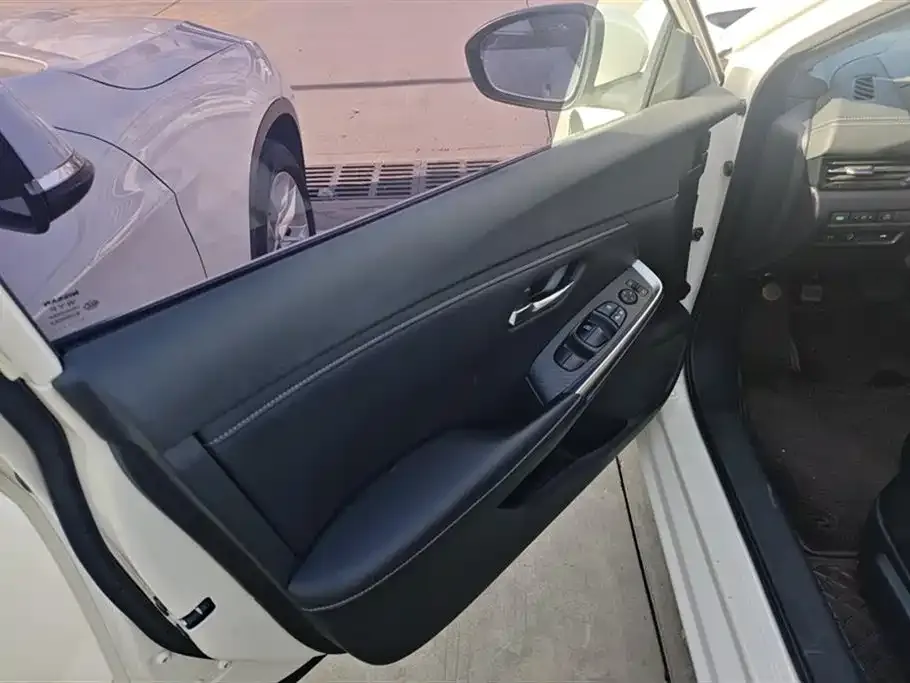 Nissan Sylphy 2021 из CN, фото 2