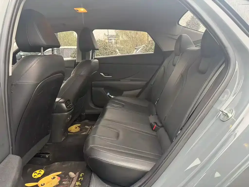 Hyundai Elantra 2022 из CN, фото 2