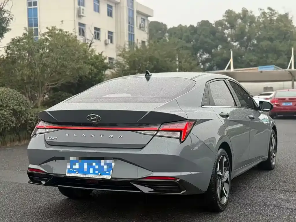 Hyundai Elantra 2022 из CN, фото 5
