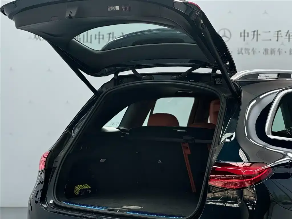 Mercedes-Benz GLC 2025 из CN, фото 2
