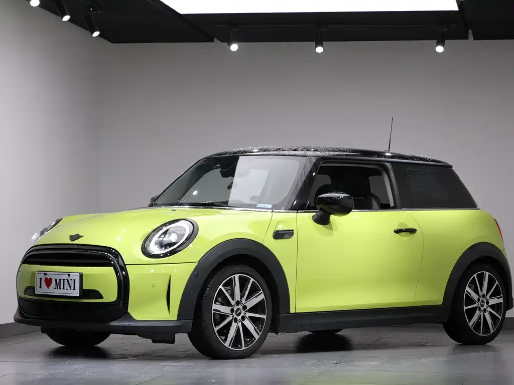 MINI Cooper (3-door) — фото 1