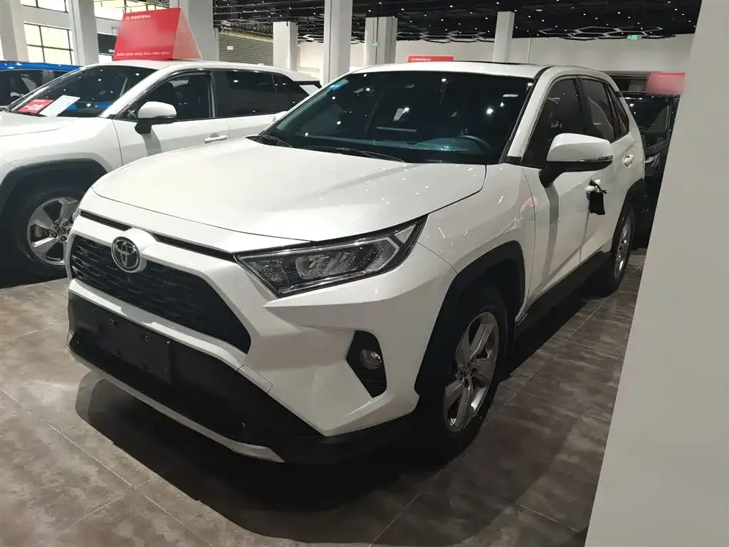 Toyota RAV4 2021 из CN, фото 6