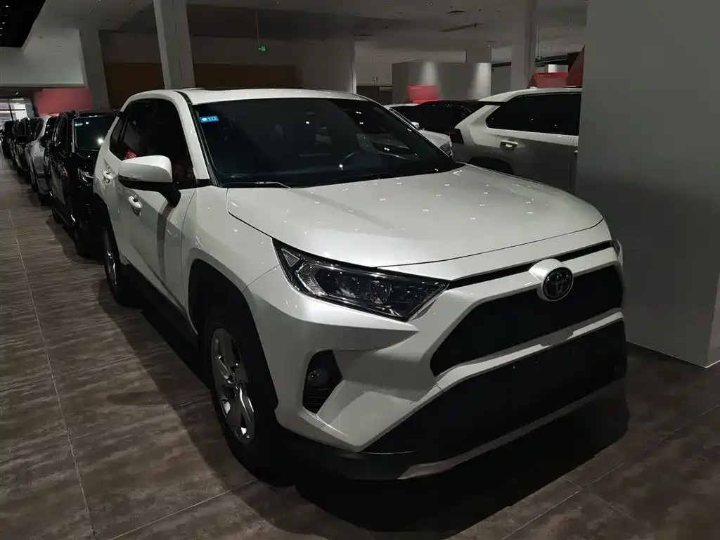 Toyota RAV4 2021 из CN, фото 7