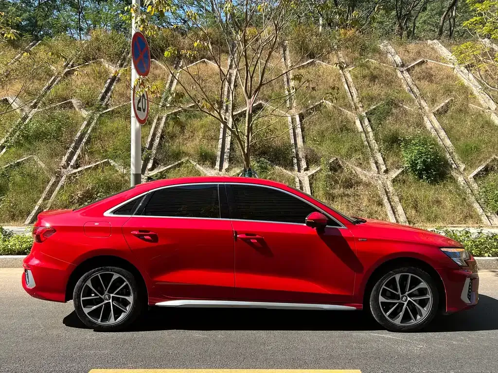 Audi A3 — фото 8