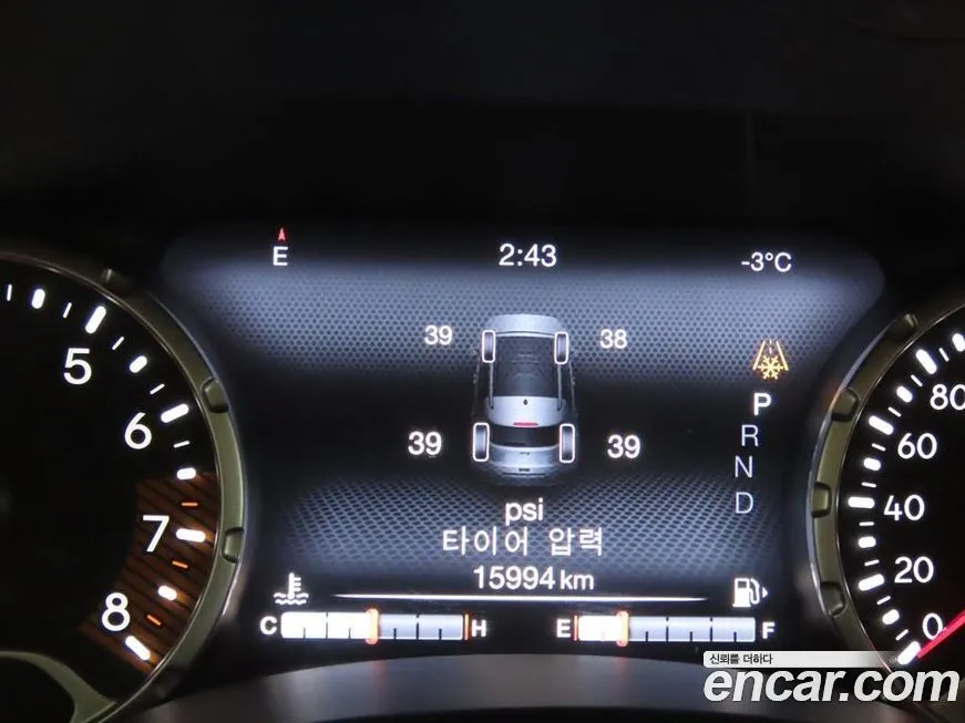 Jeep Renegade 2021 из KR, фото 8