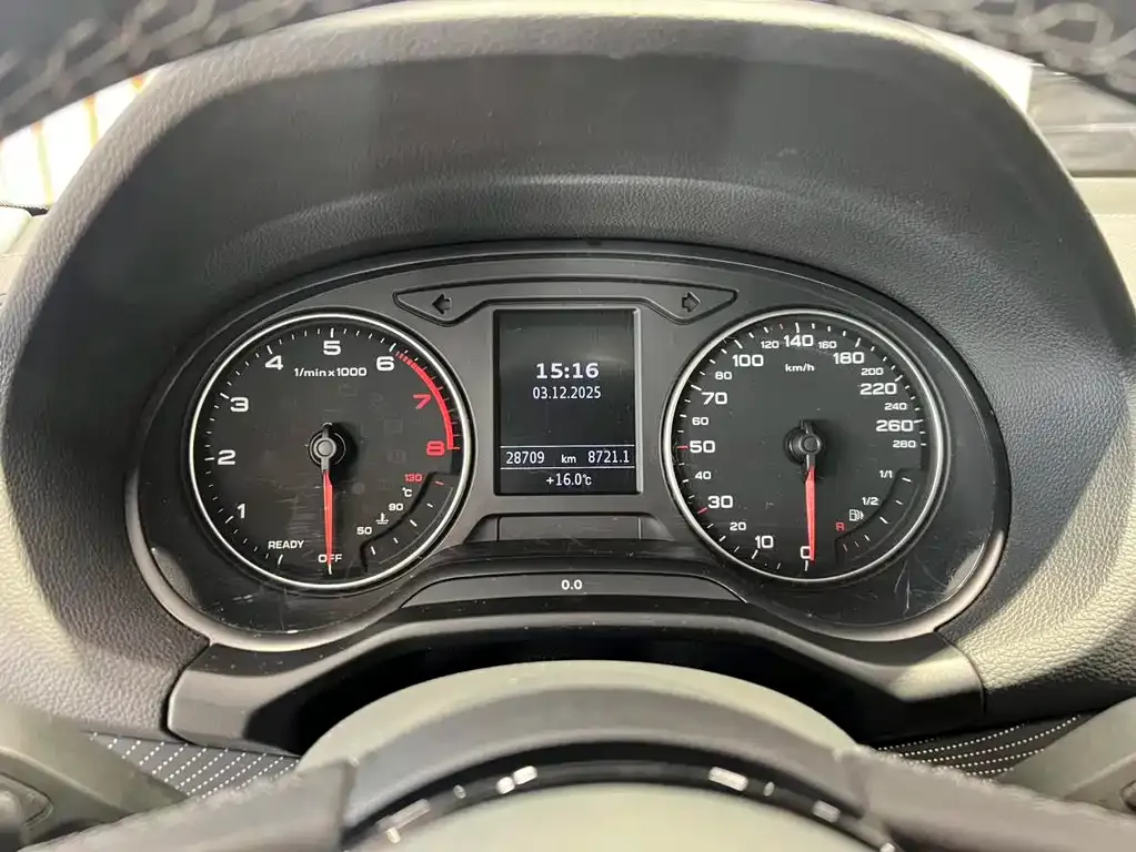 Audi Q2L 2023 из CN, фото 7