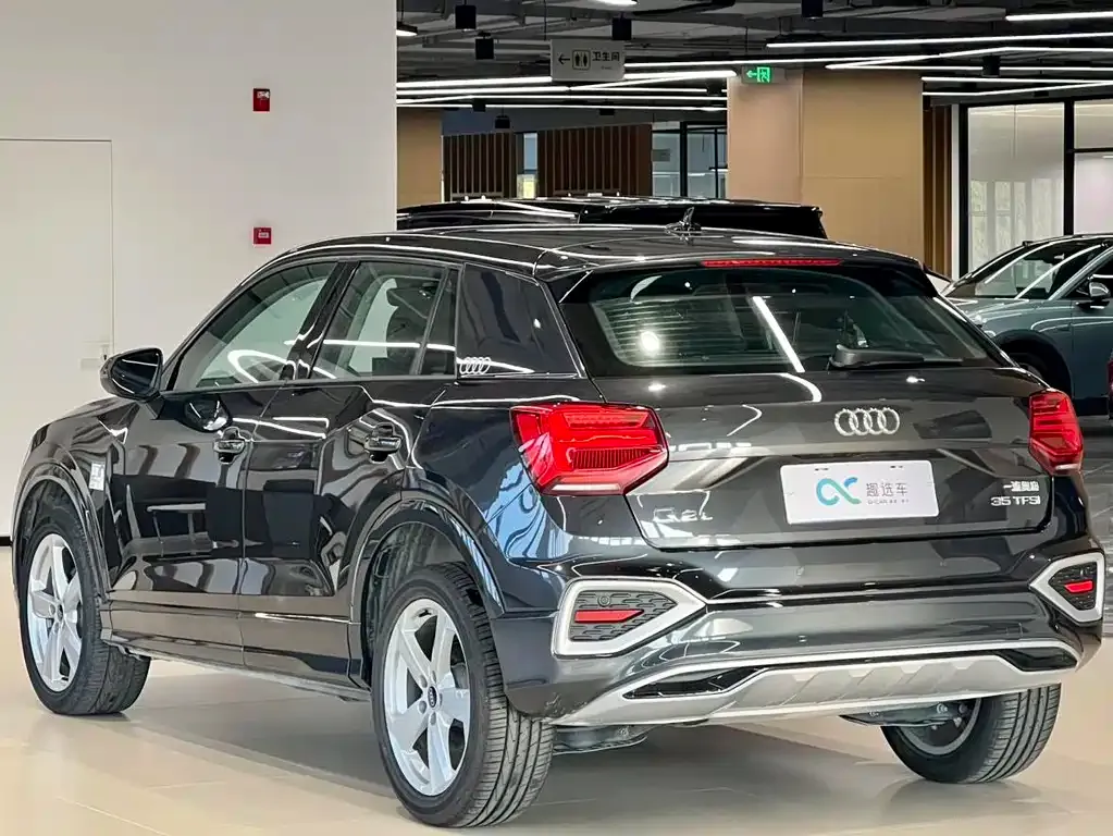 Audi Q2L 2023 из CN, фото 8
