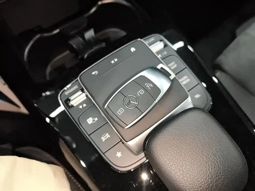 Mercedes-Benz A-Class 2023 из CN, фото 10