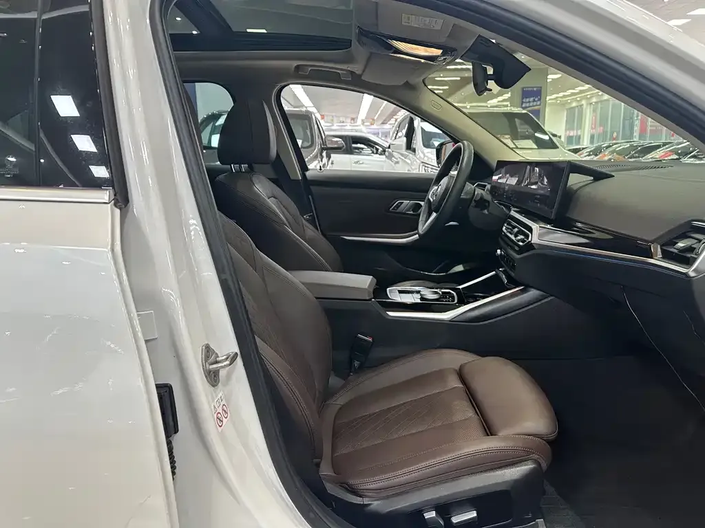 BMW i3 2023 из CN, фото 8
