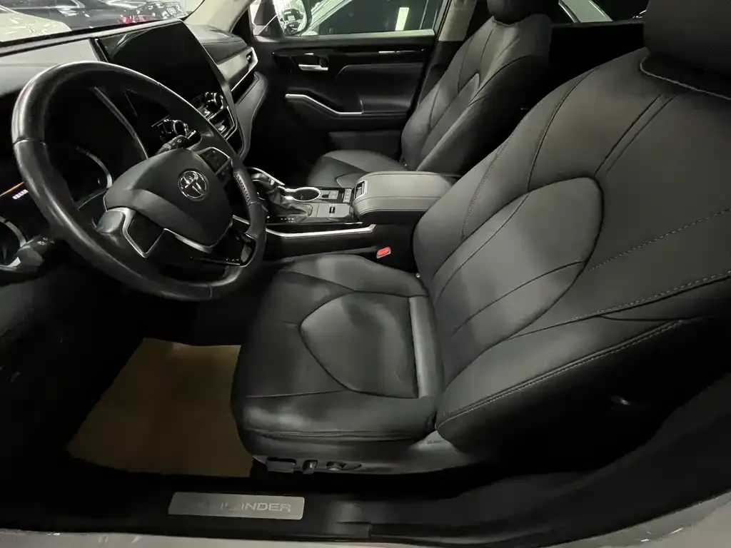 Toyota Highlander 2023 из CN, фото 4