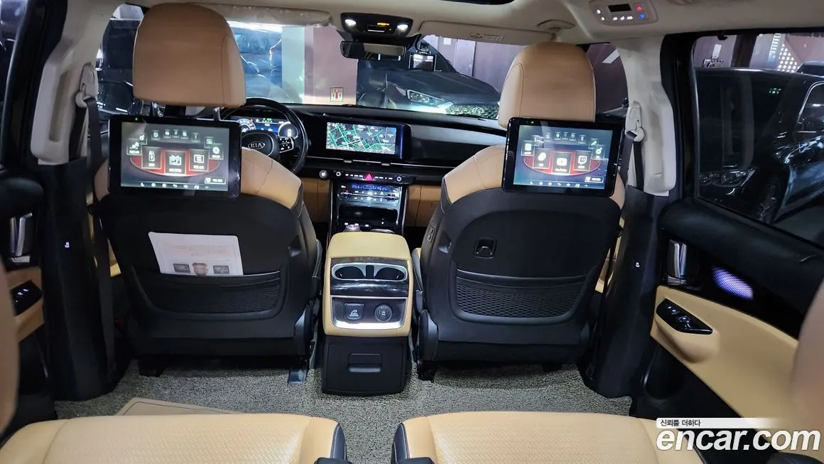 Kia Carnival — фото 10