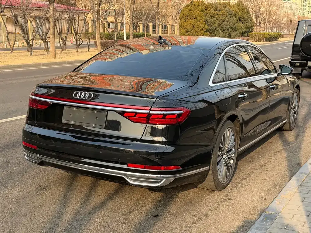 Audi A8 2021 из CN, фото 10