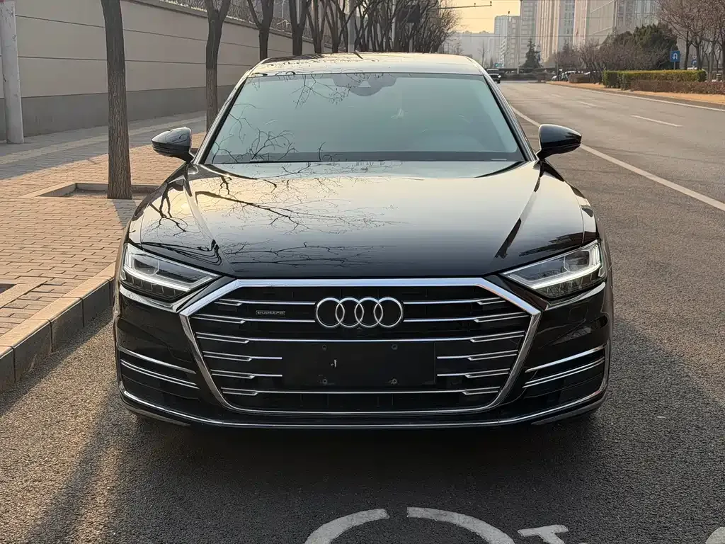 Audi A8 2021 из CN, фото 8