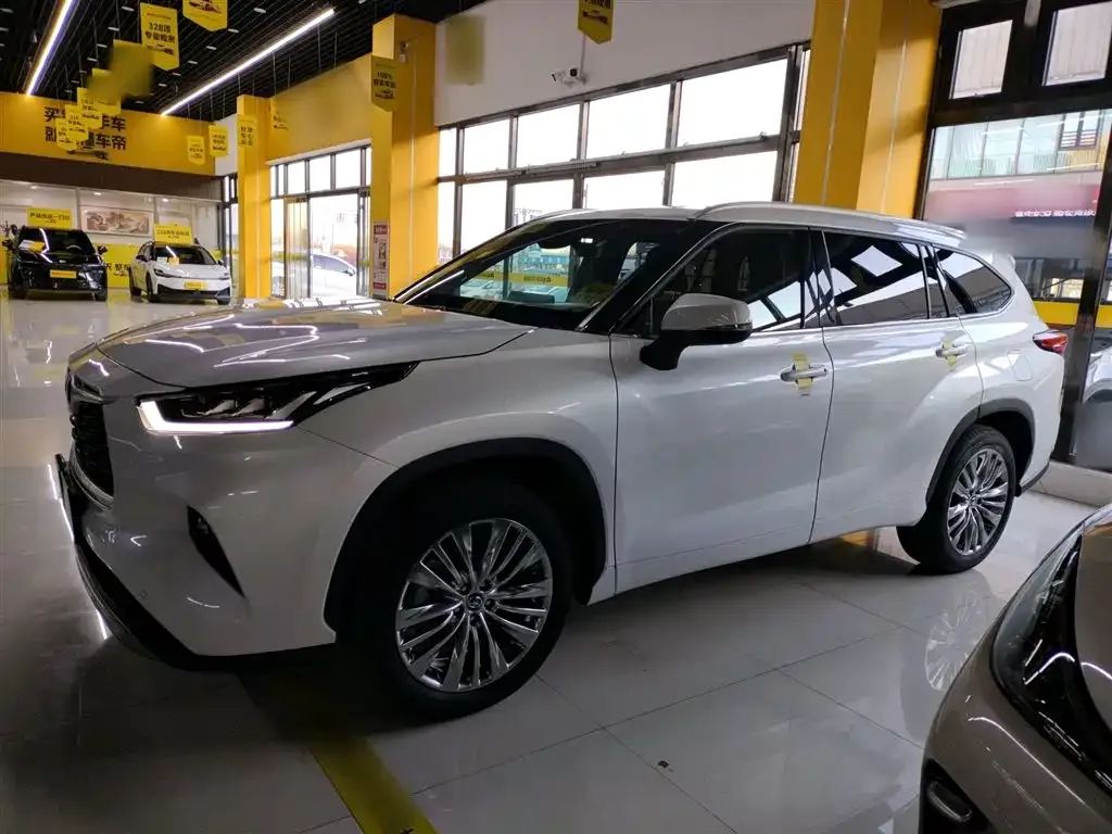 Toyota Highlander 2024 из CN, фото 10
