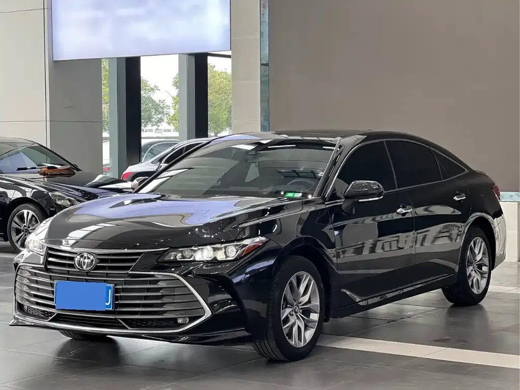 Toyota Avalon 2021 из CN, фото 1