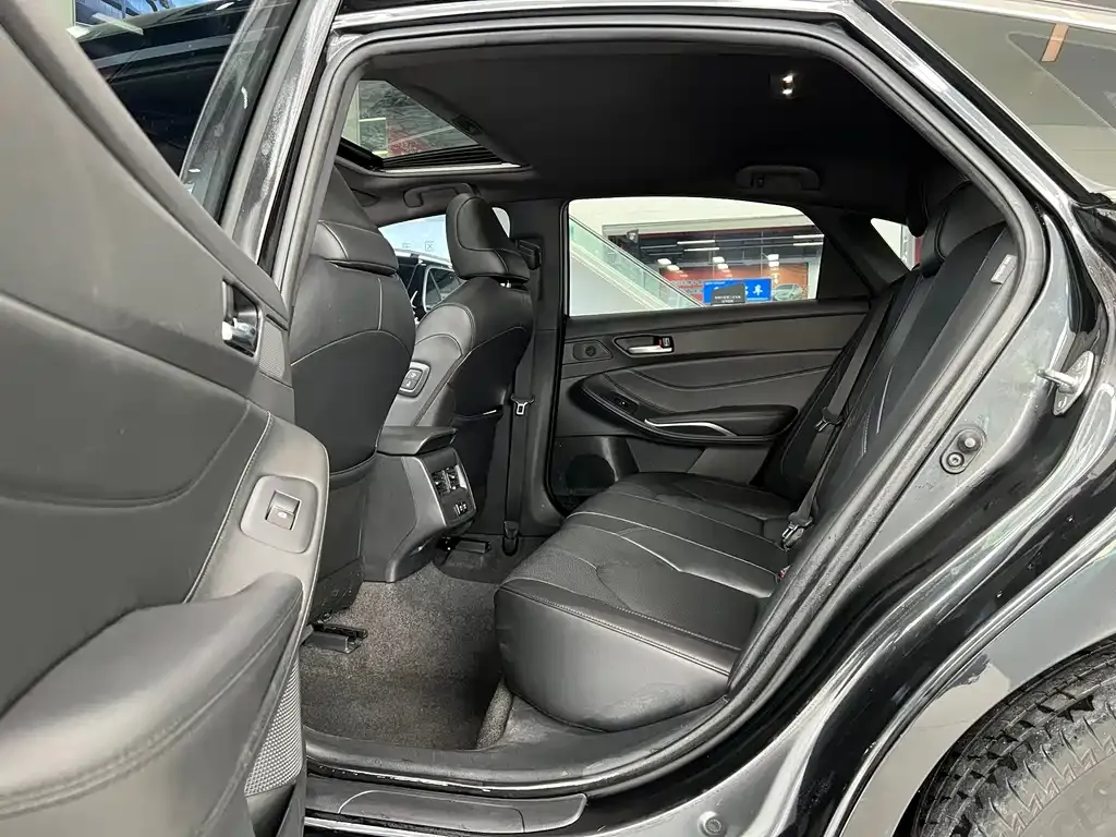 Toyota Avalon 2021 из CN, фото 10