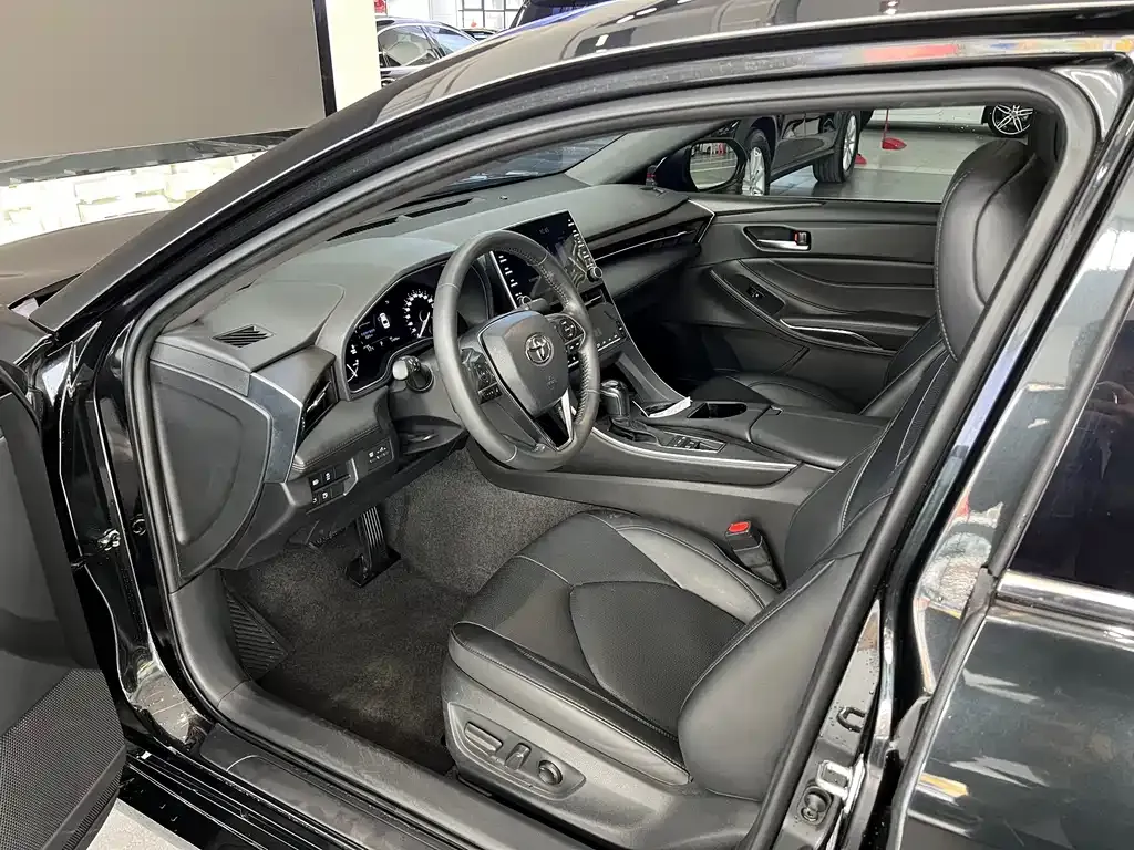 Toyota Avalon 2021 из CN, фото 9