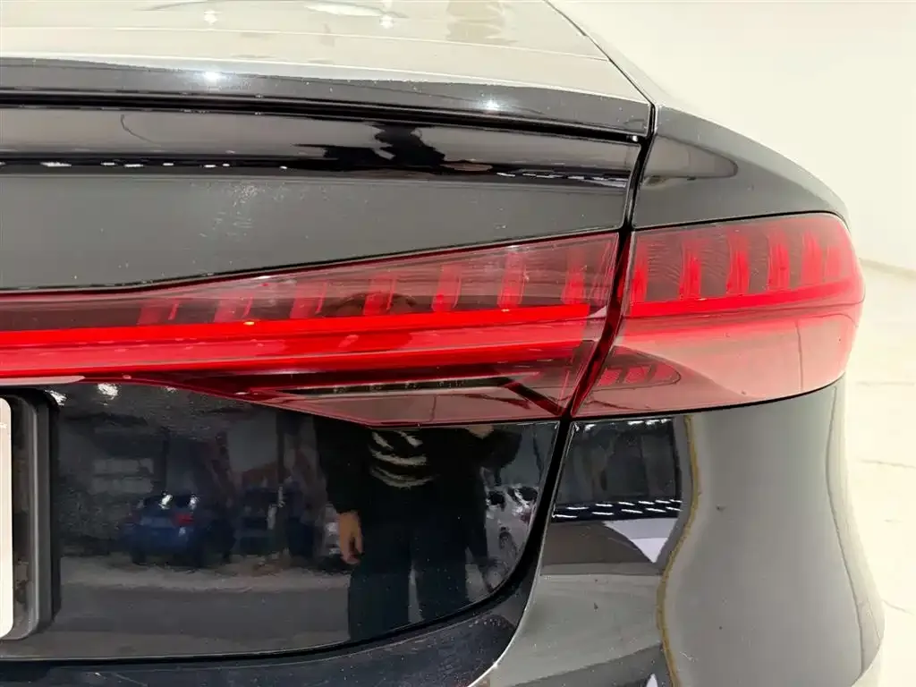 Audi A7 2022 из CN, фото 10