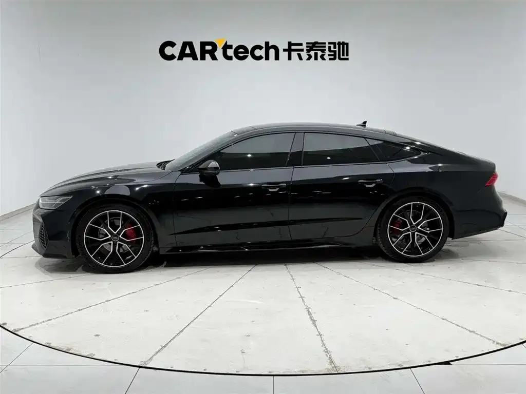 Audi A7 2022 из CN, фото 6
