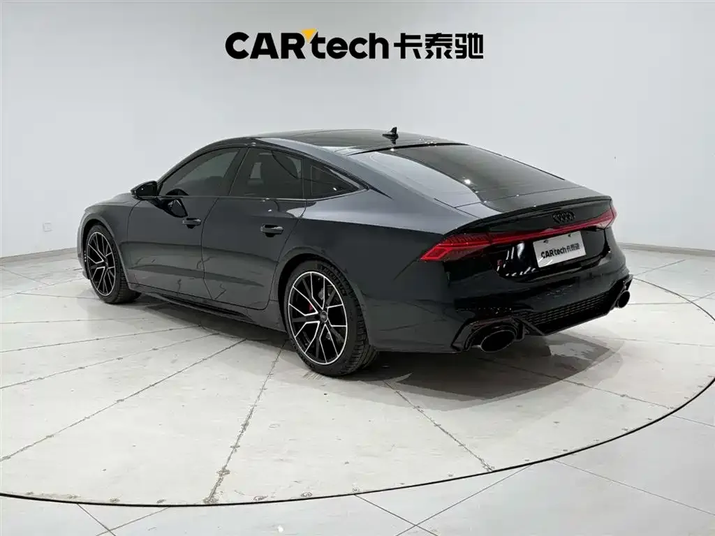 Audi A7 2022 из CN, фото 7
