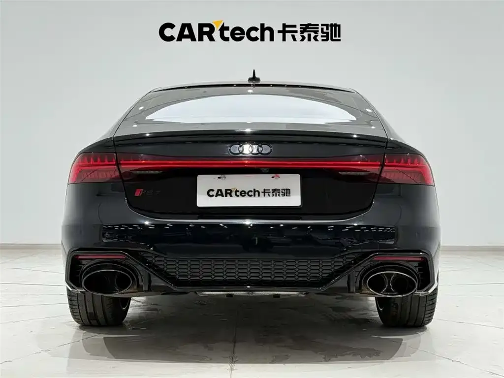 Audi A7 2022 из CN, фото 2