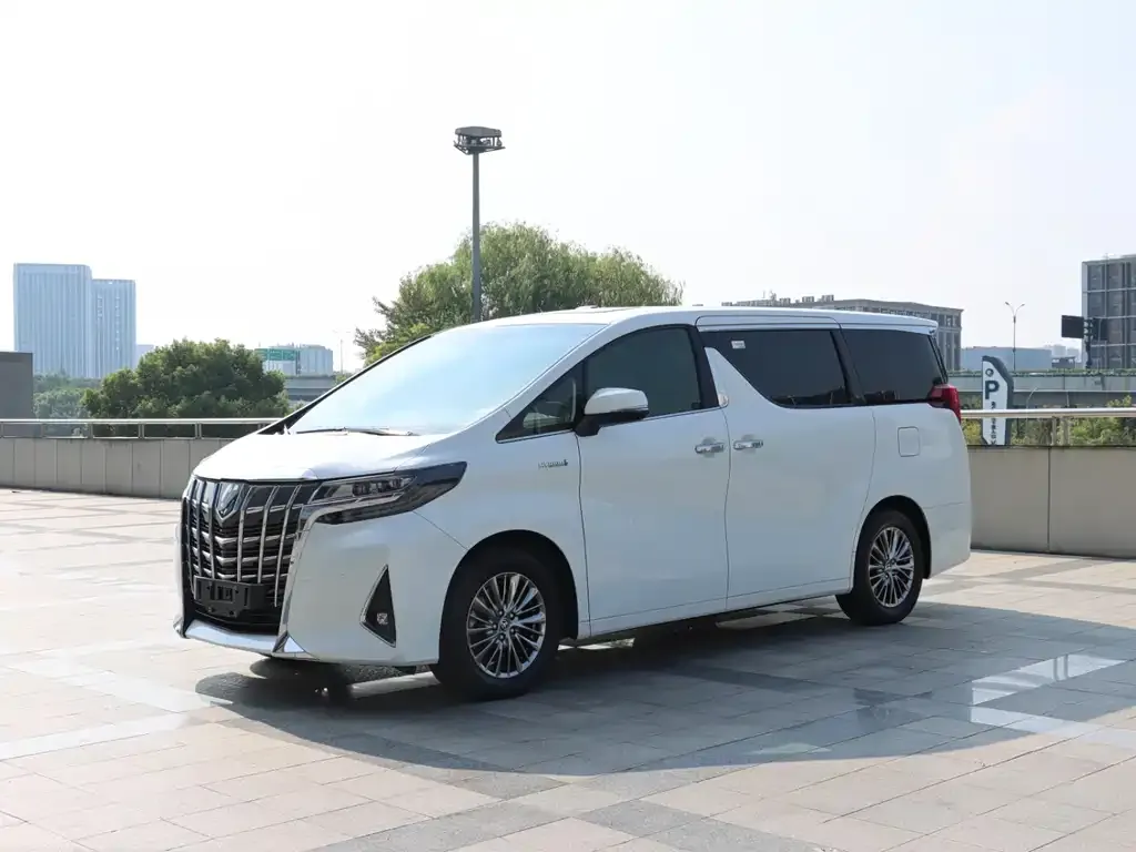 Toyota Alphard 2022 из CN, фото 1