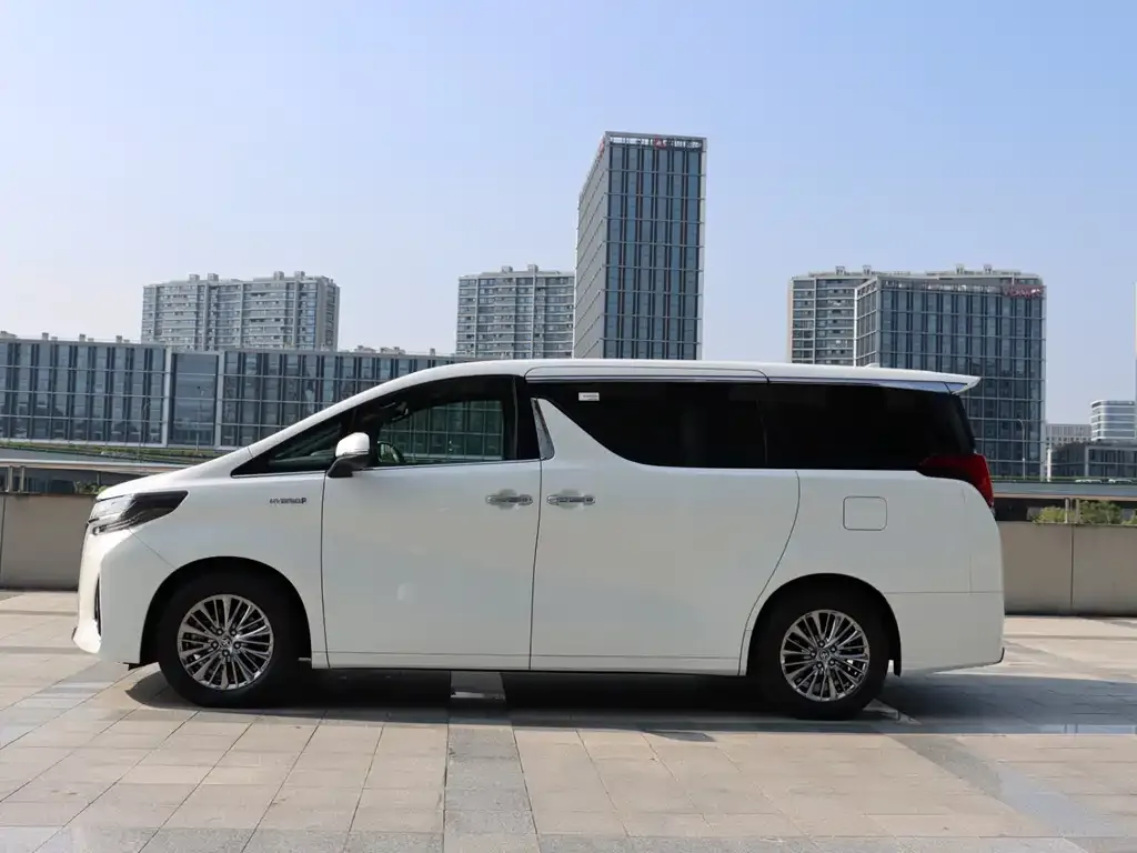 Toyota Alphard 2022 из CN, фото 2
