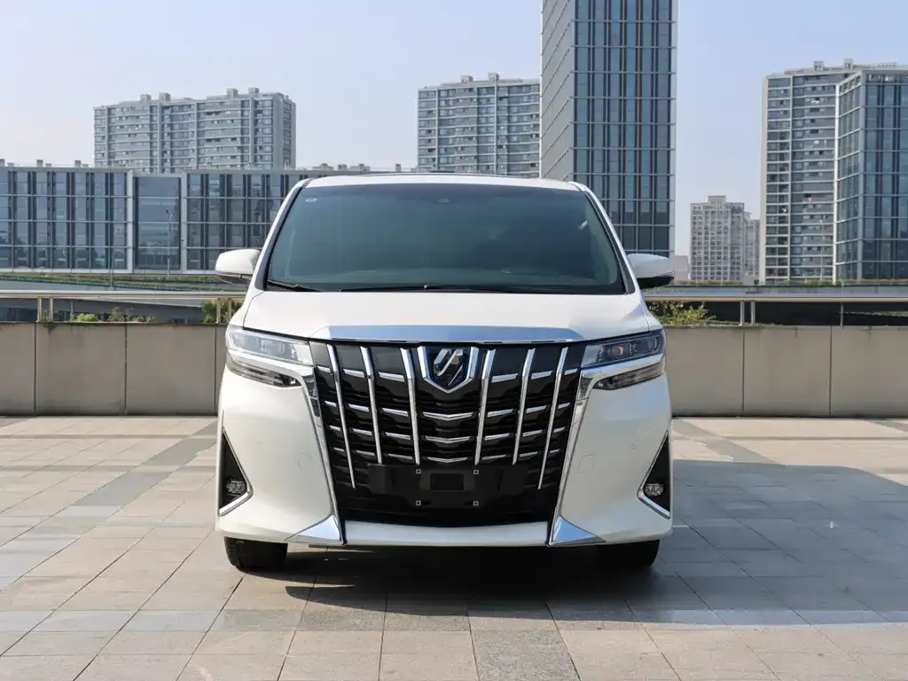 Toyota Alphard 2022 из CN, фото 5