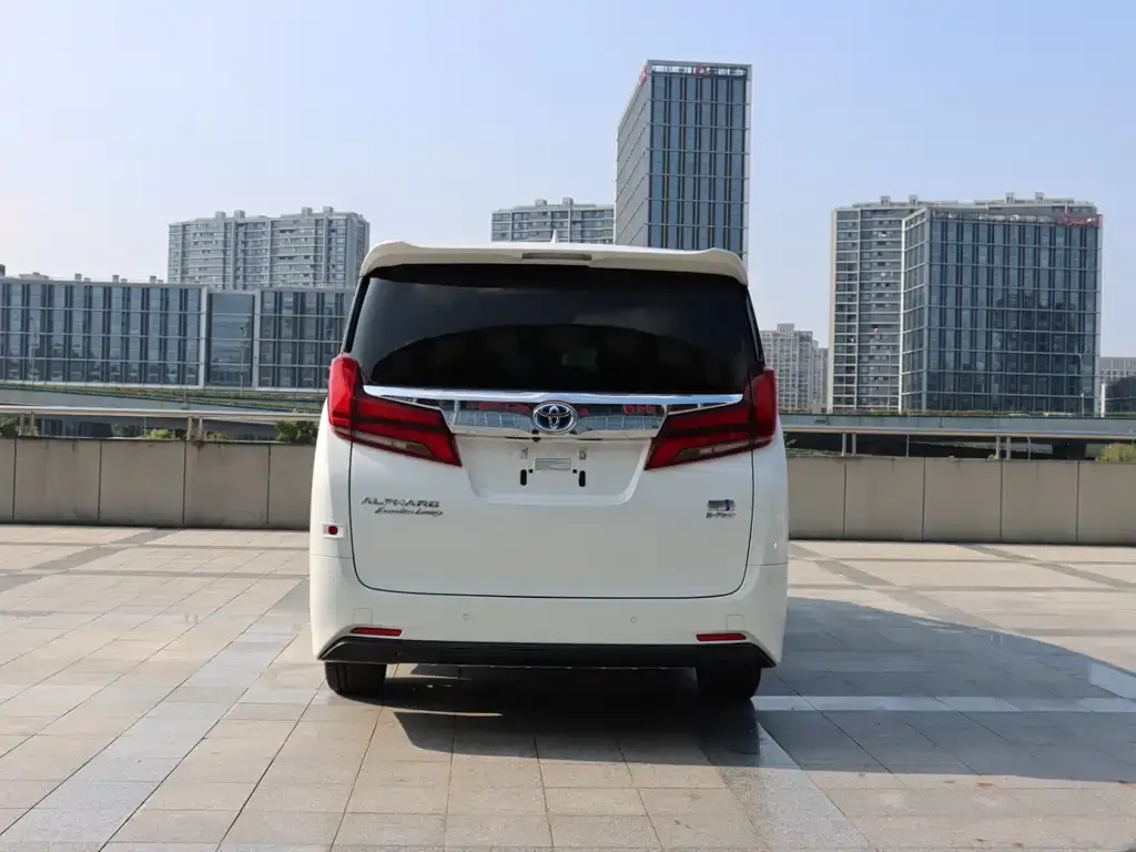 Toyota Alphard 2022 из CN, фото 6