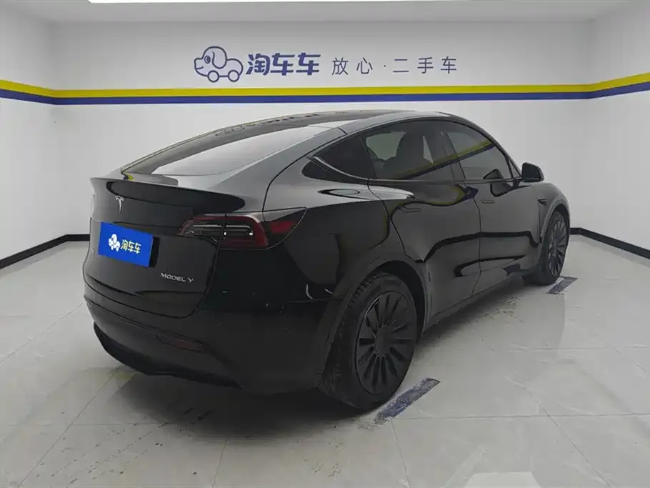 Tesla Model Y 2023 из CN, фото 3