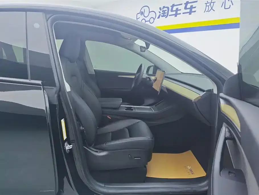 Tesla Model Y 2023 из CN, фото 4