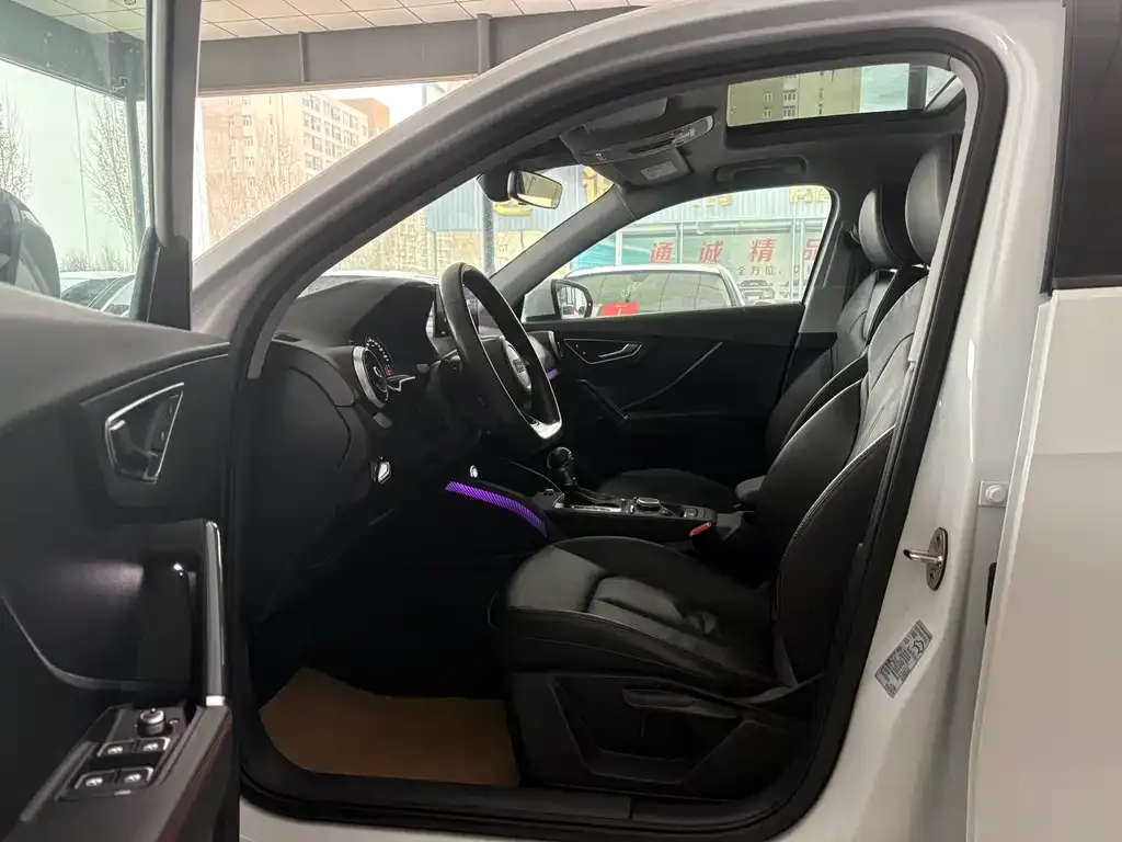 Audi Q2L 2022 из CN, фото 4