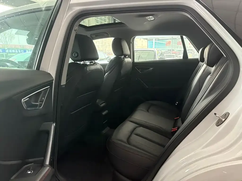 Audi Q2L 2022 из CN, фото 5