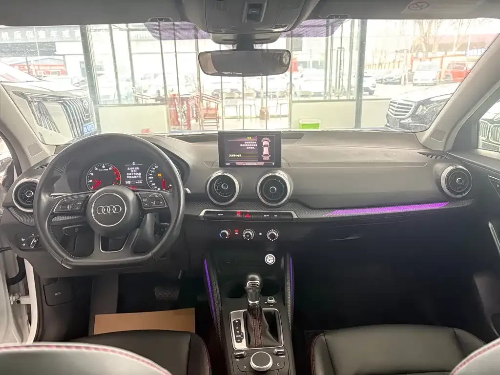 Audi Q2L 2022 из CN, фото 6