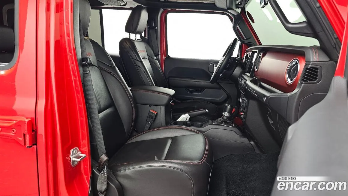 Jeep Wrangler 2021 из KR, фото 3
