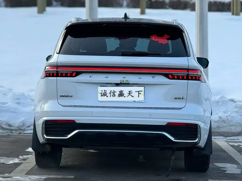 Geely Xingyue L — фото 6